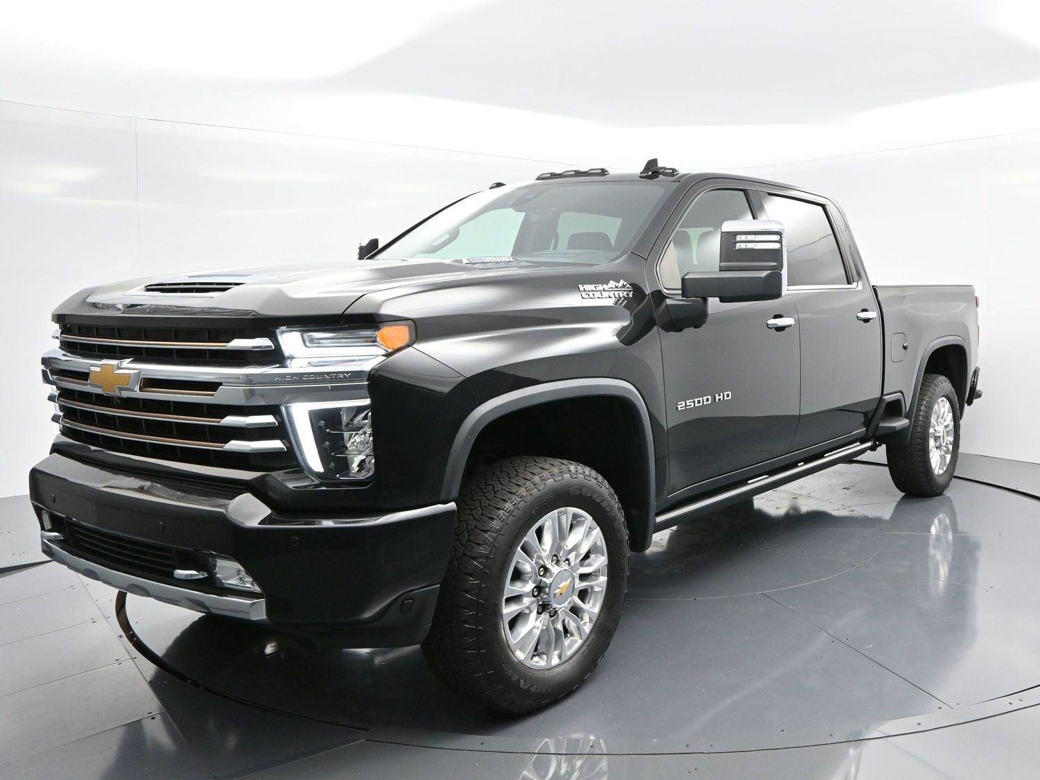 2023 Chevrolet Silverado 2500HD High Country photo 3