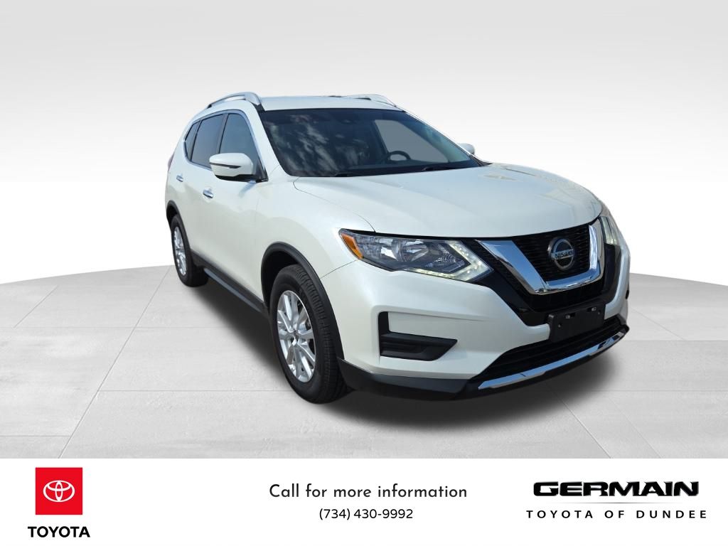 2019 Nissan Rogue SV photo 3