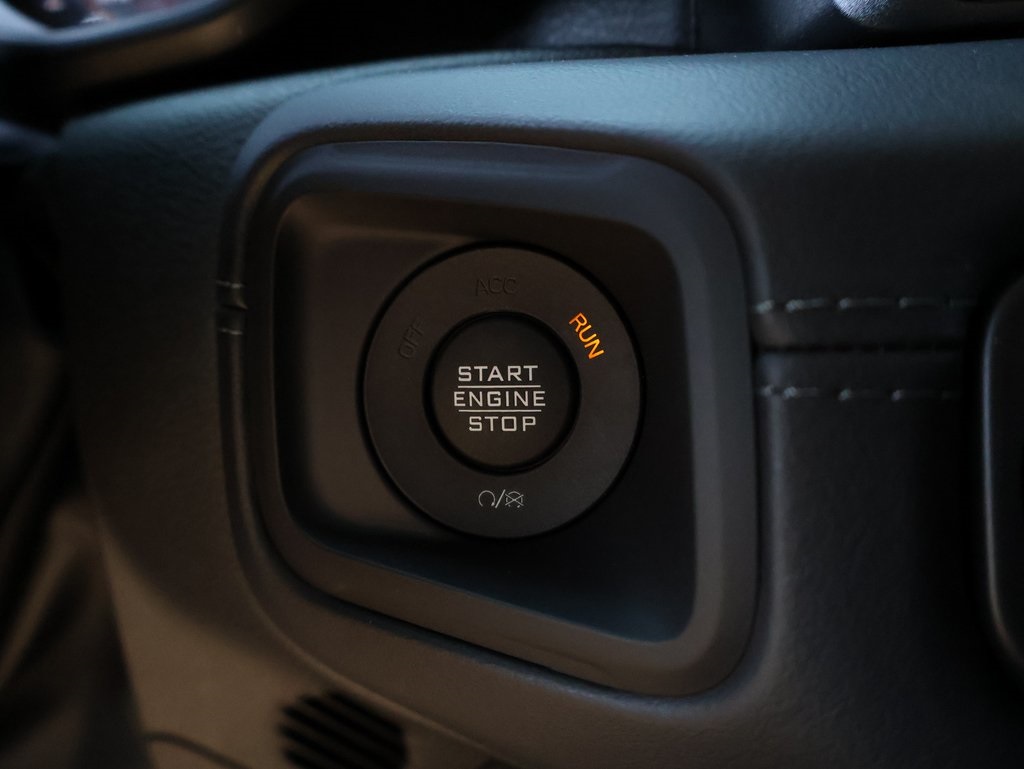 2025 Jeep Gladiator Sport photo 29