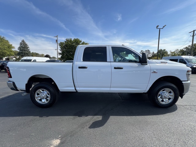 2025 Ram 2500 Tradesman photo 2