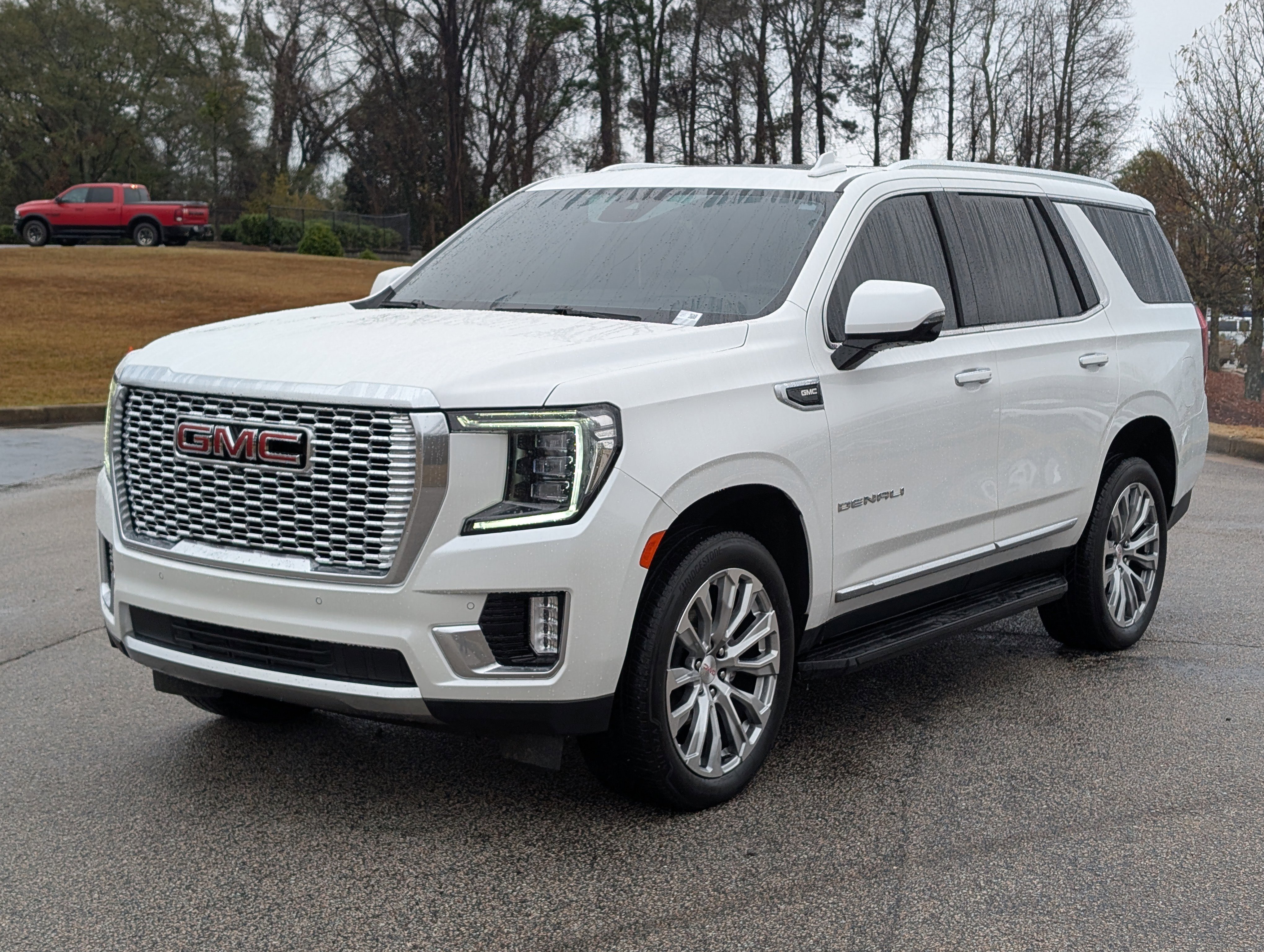 2023 GMC Yukon Denali's photo