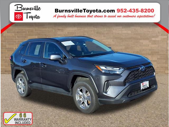 2023 Toyota RAV4 XLE's photo