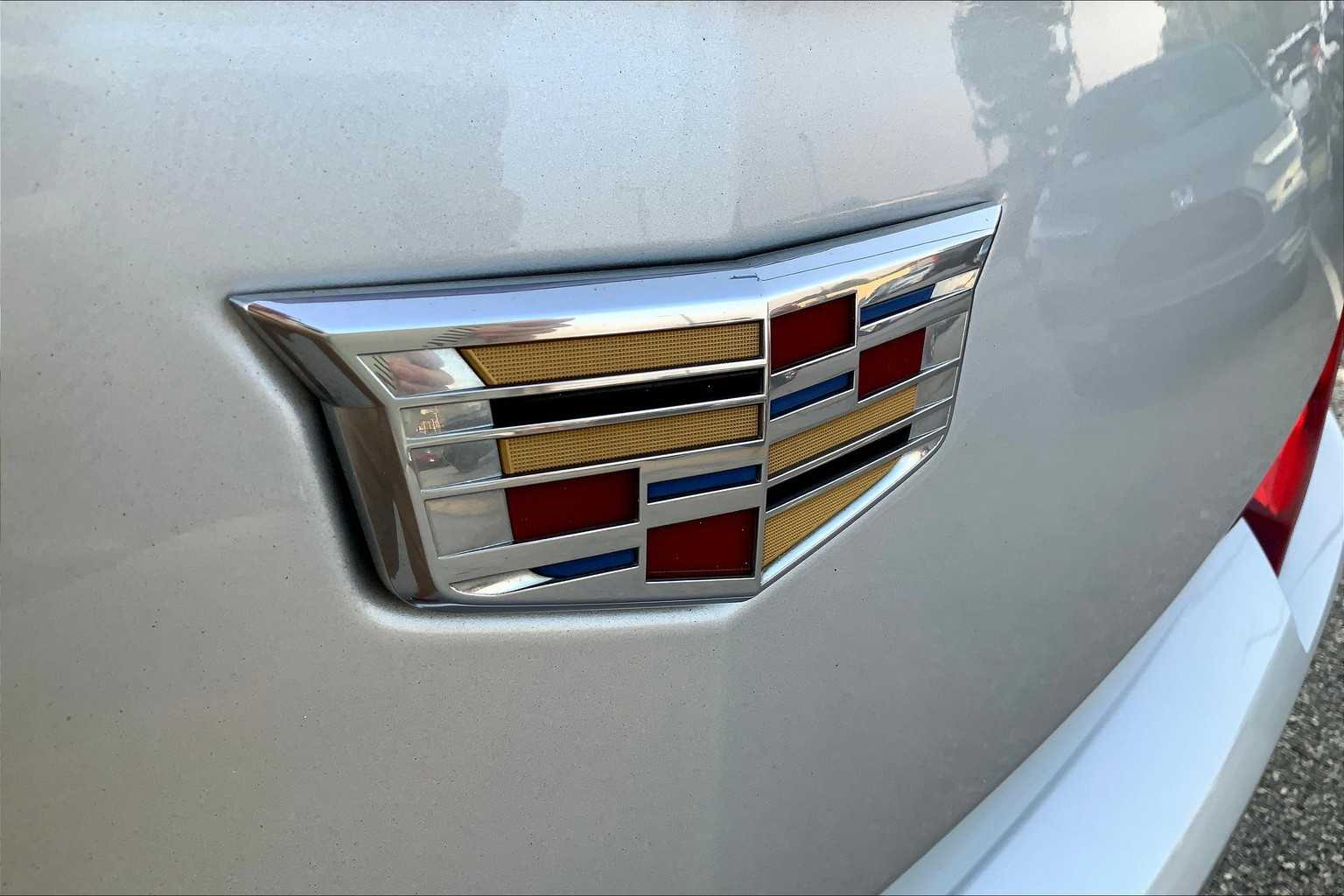2018 Cadillac XTS Luxury photo 8