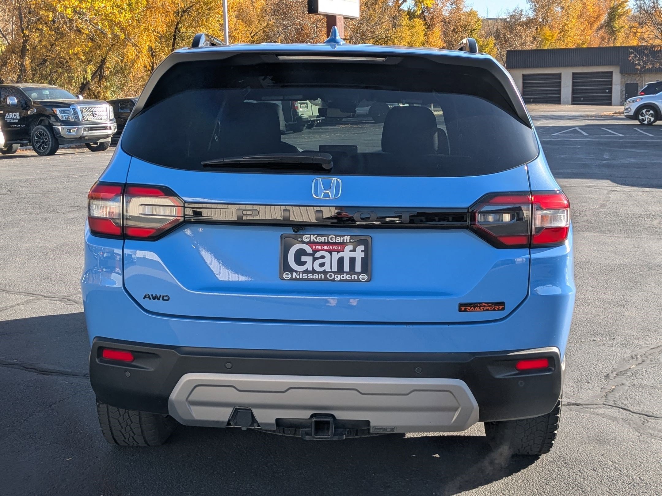 2025 Honda Pilot TrailSport photo 4