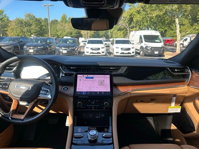 2025 Jeep Grand Cherokee L Summit Reserve photo 27