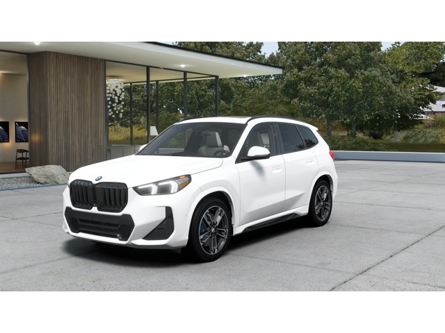 2026 BMW X1 28i's photo