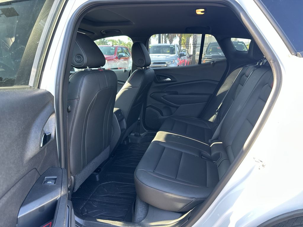 2025 Chevrolet Trax photo 24
