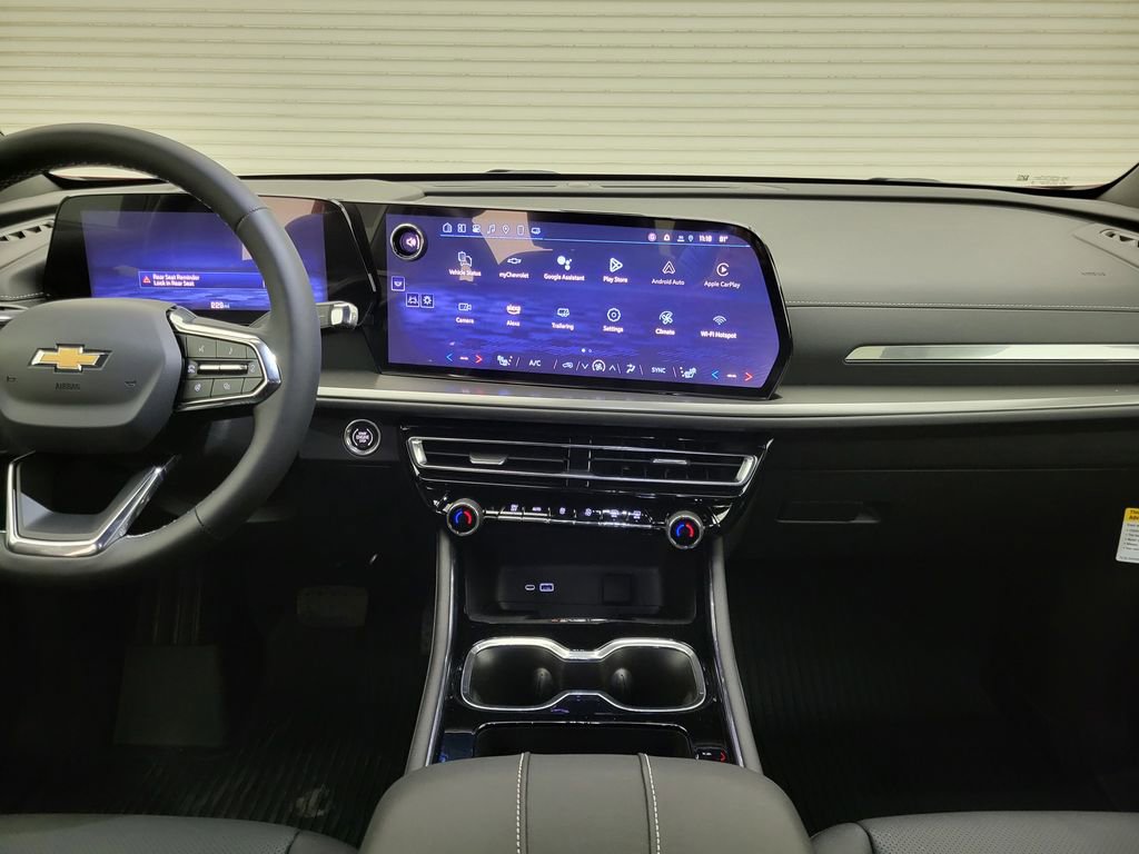 2025 Chevrolet Traverse photo 43