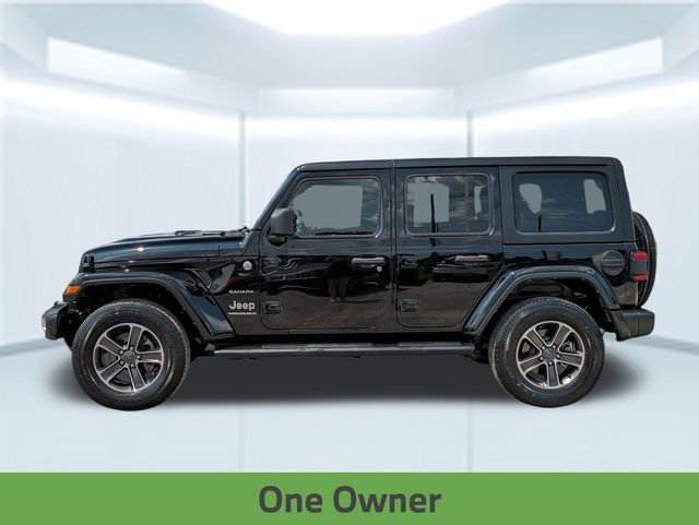 2023 Jeep Wrangler Sahara photo 2