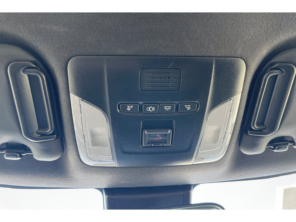 2022 Toyota Corolla SE photo 21