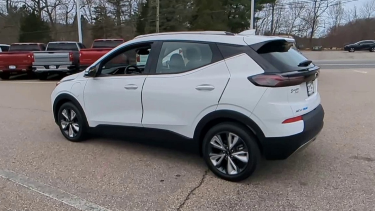 2022 Chevrolet Bolt EUV photo 6