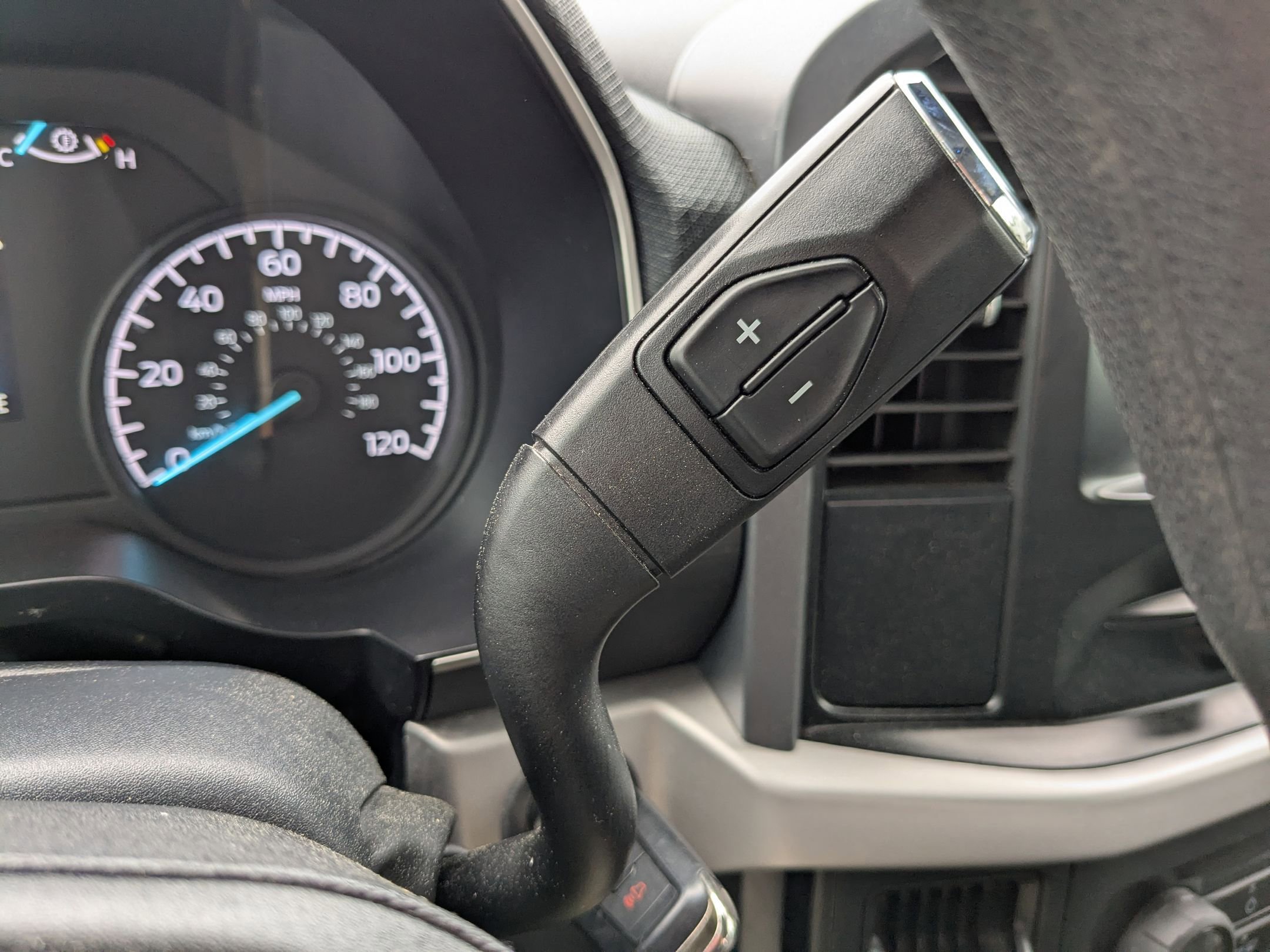 2023 Ford F-150 XLT photo 19