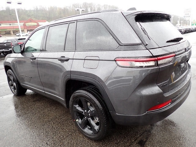 2025 Jeep Grand Cherokee Altitude X photo 3