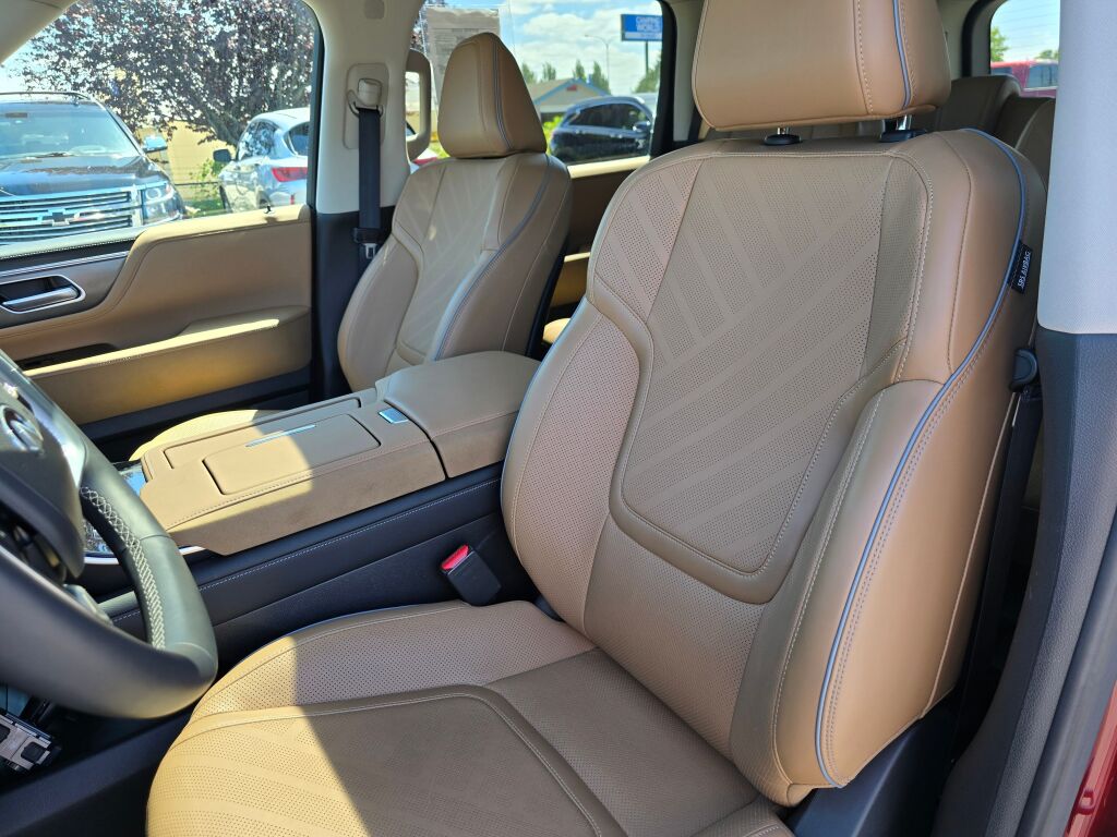2025 Infiniti QX80 Luxe photo 21