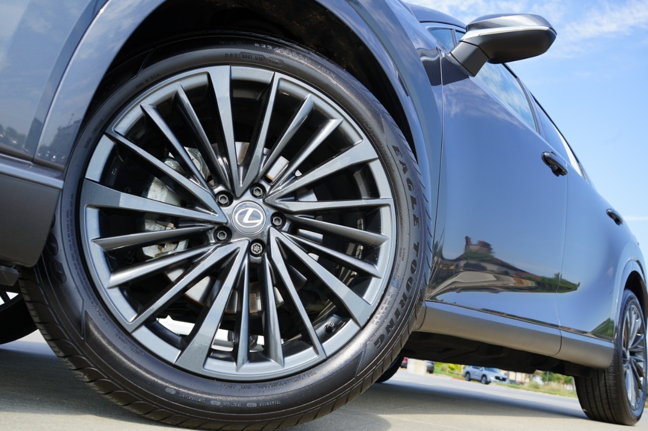 2025 Lexus RX 350 Premium photo 9