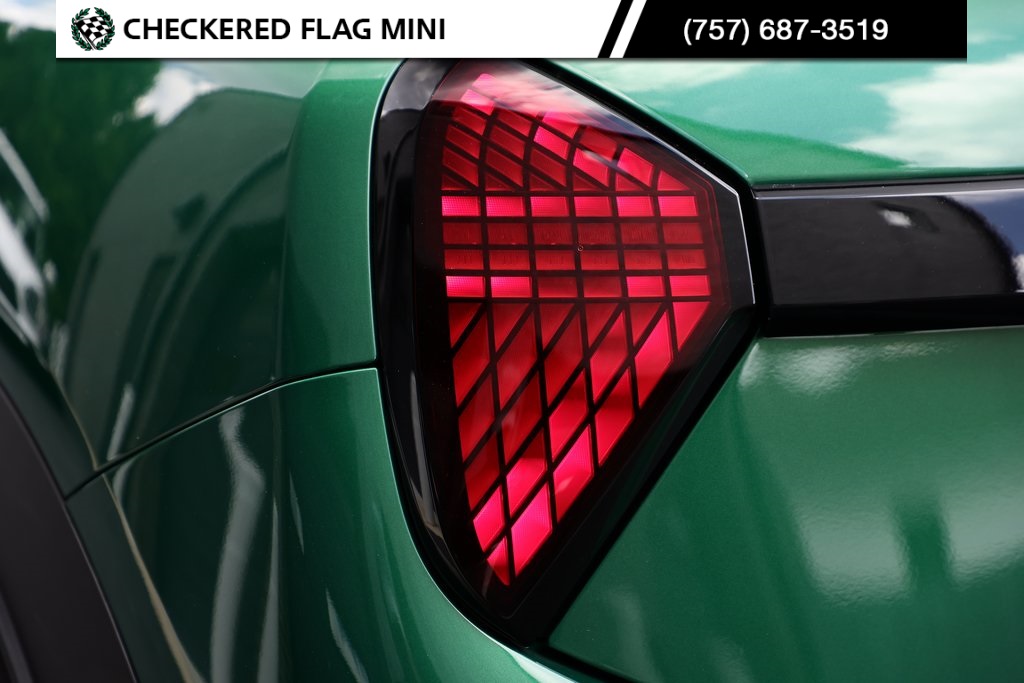 2025 Mini Cooper S Iconic photo 11