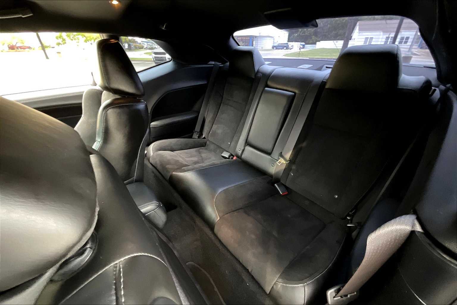 2021 Dodge Challenger R/T Scat Pack photo 19