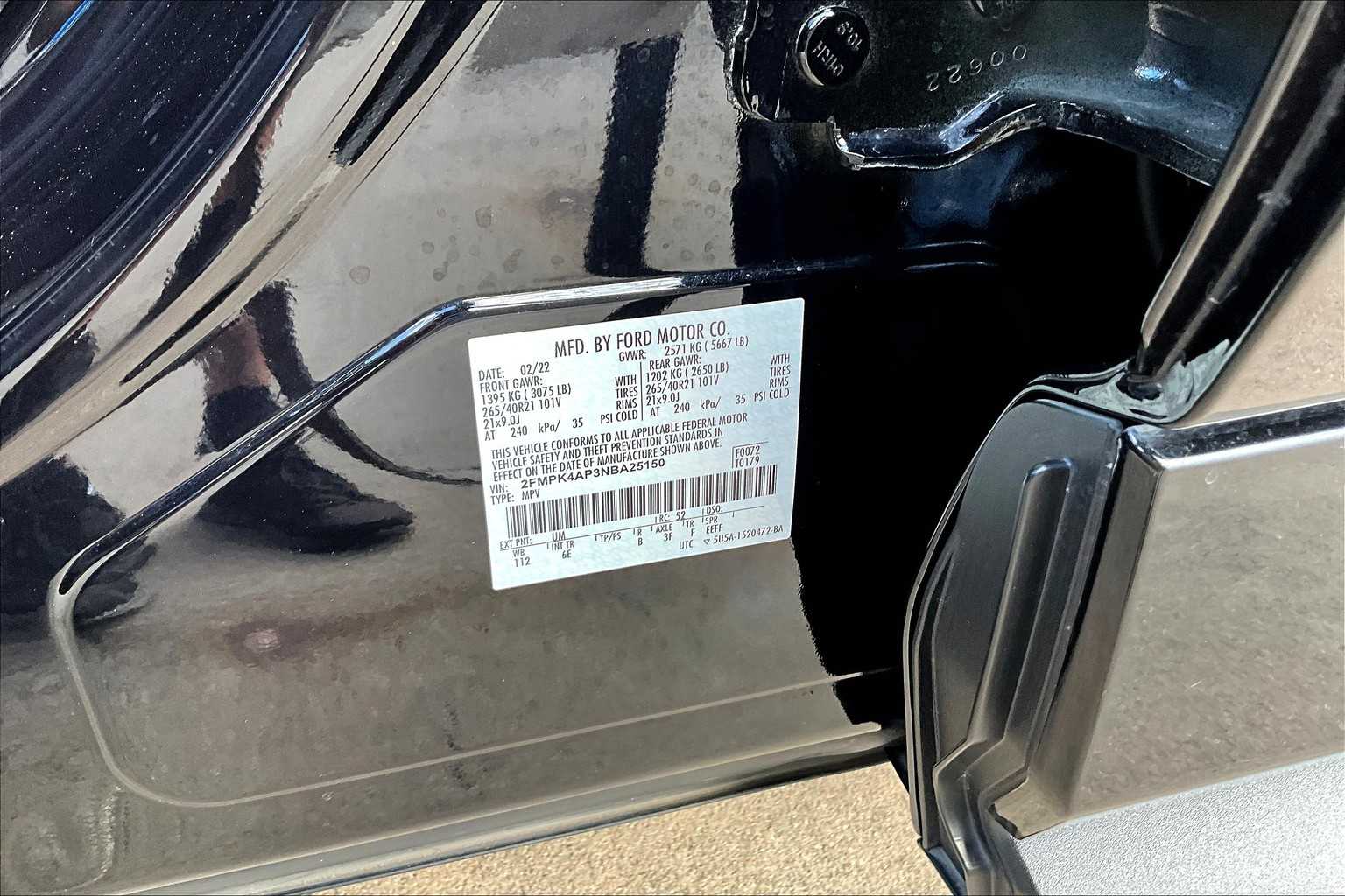 2022 Ford Edge ST photo 31