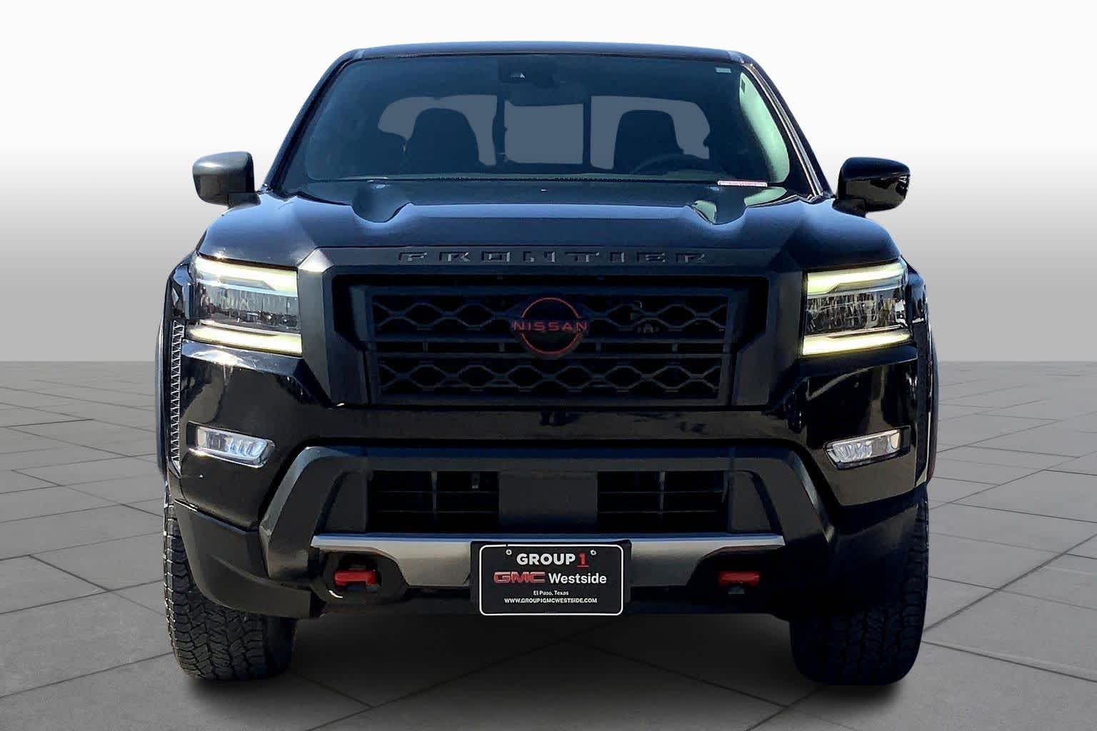 2023 Nissan Frontier PRO-X photo 3