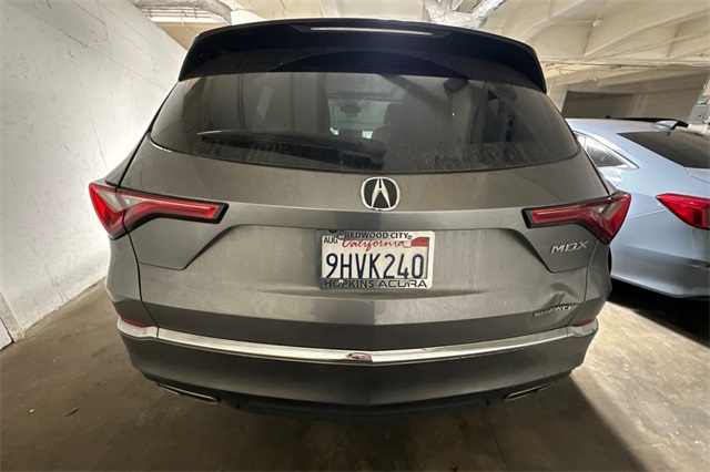 2023 Acura MDX SH-AWD photo 3