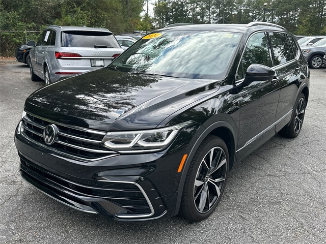 2024 Volkswagen Tiguan SEL R-Line Black photo 3