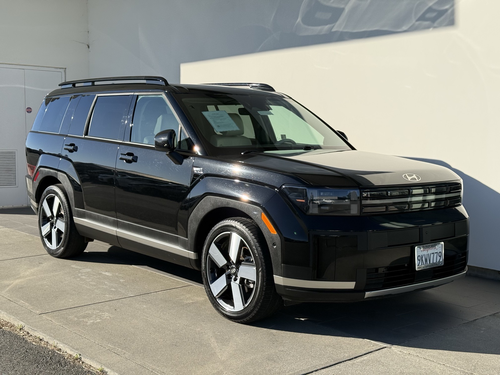 2024 Hyundai Santa Fe Limited's photo