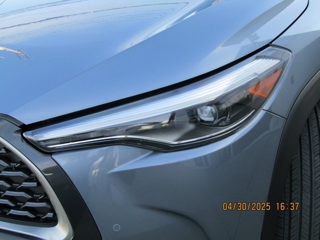 Image 9 of GOLD CERTIFIED 2022 Toyota Corolla Cross XLE AWD