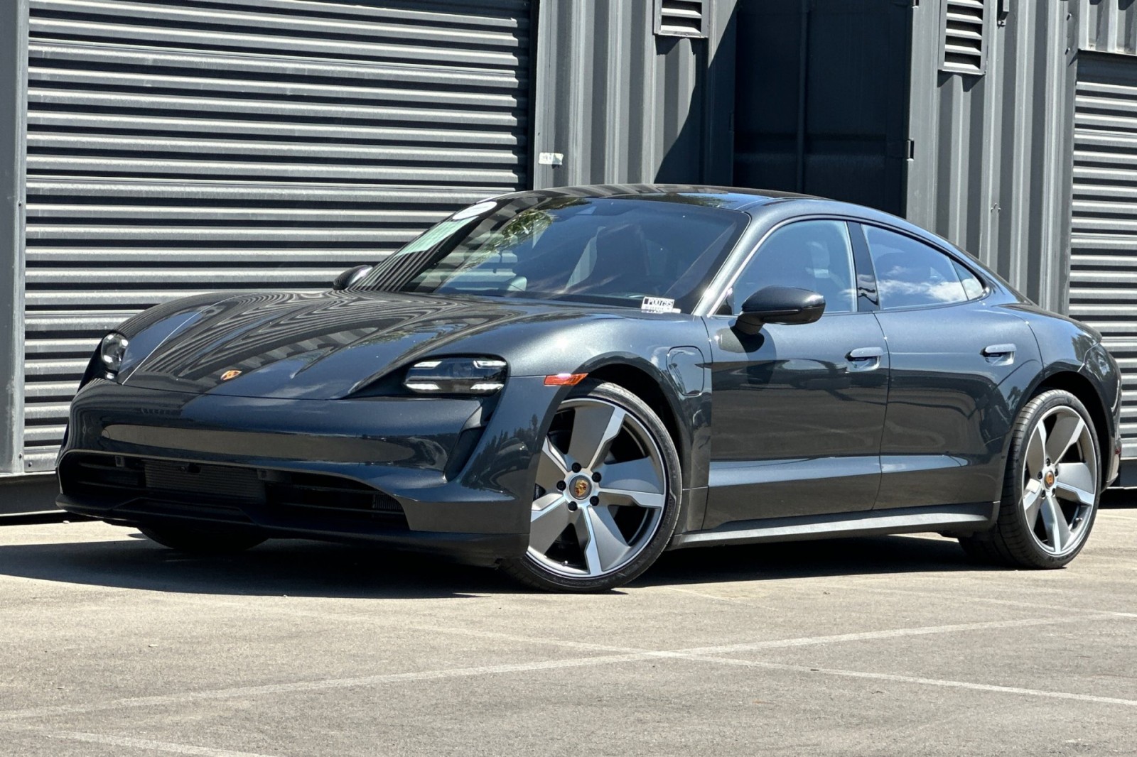 2023 Porsche Taycan