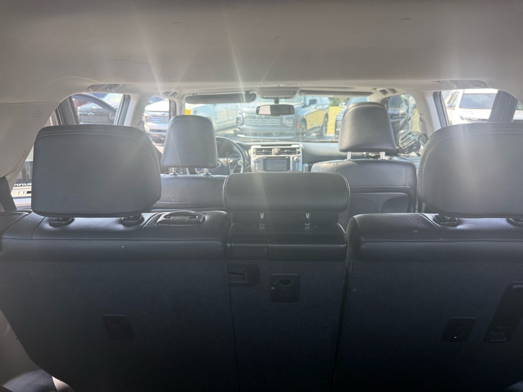 2016 Toyota 4Runner Limited photo 12