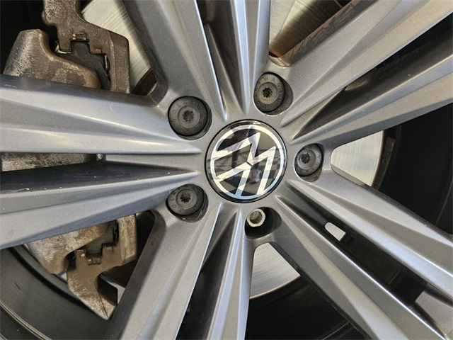 2021 Volkswagen Atlas V6 SE Technology R-Line photo 21