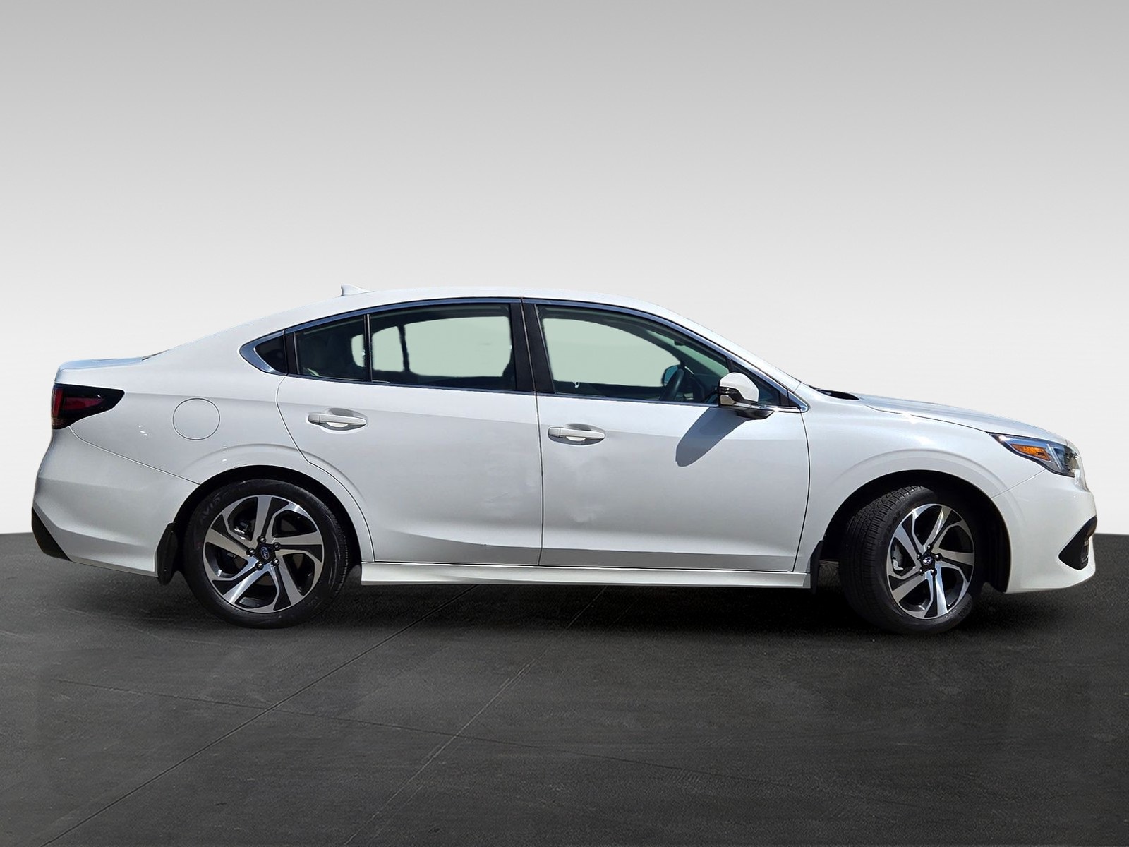 2021 Subaru Legacy Limited photo 3