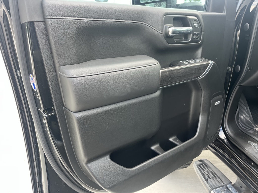 2020 Chevrolet Silverado 2500HD LTZ photo 10