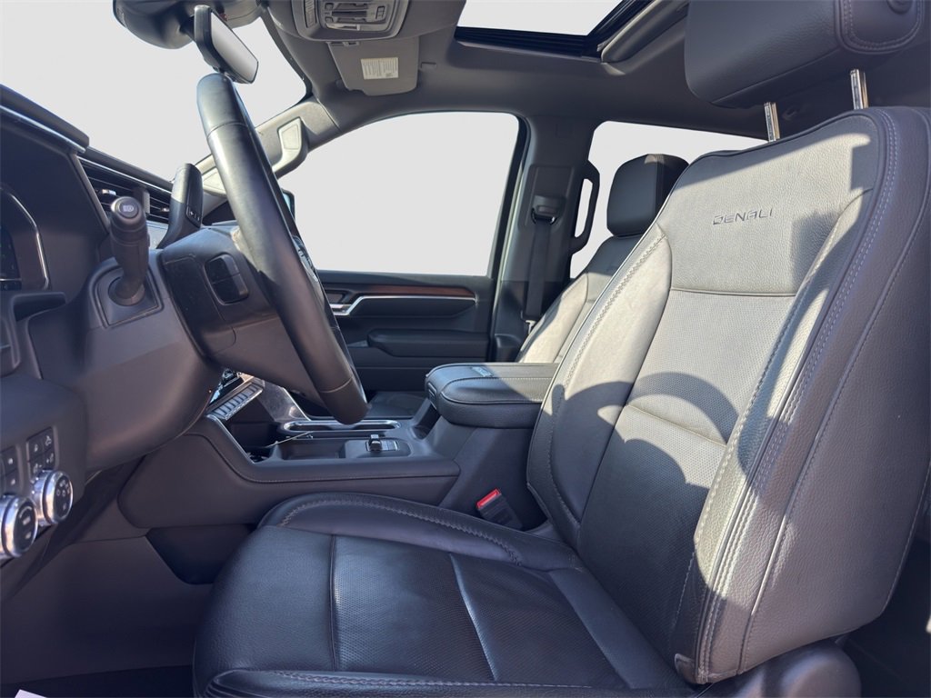 2025 Gmc Sierra 3500 HD Denali photo 4