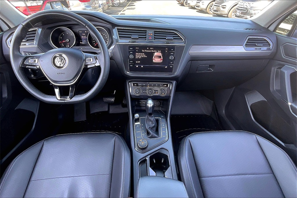 2020 Volkswagen Tiguan SE photo 13