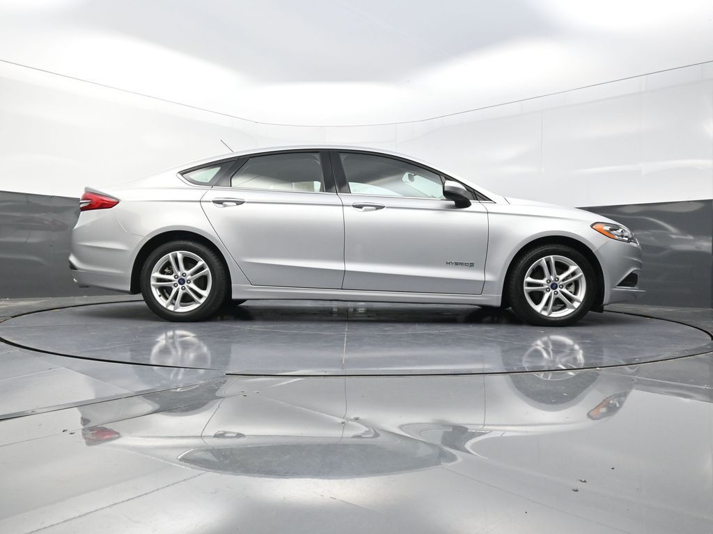 2018 Ford Fusion Hybrid S photo 25