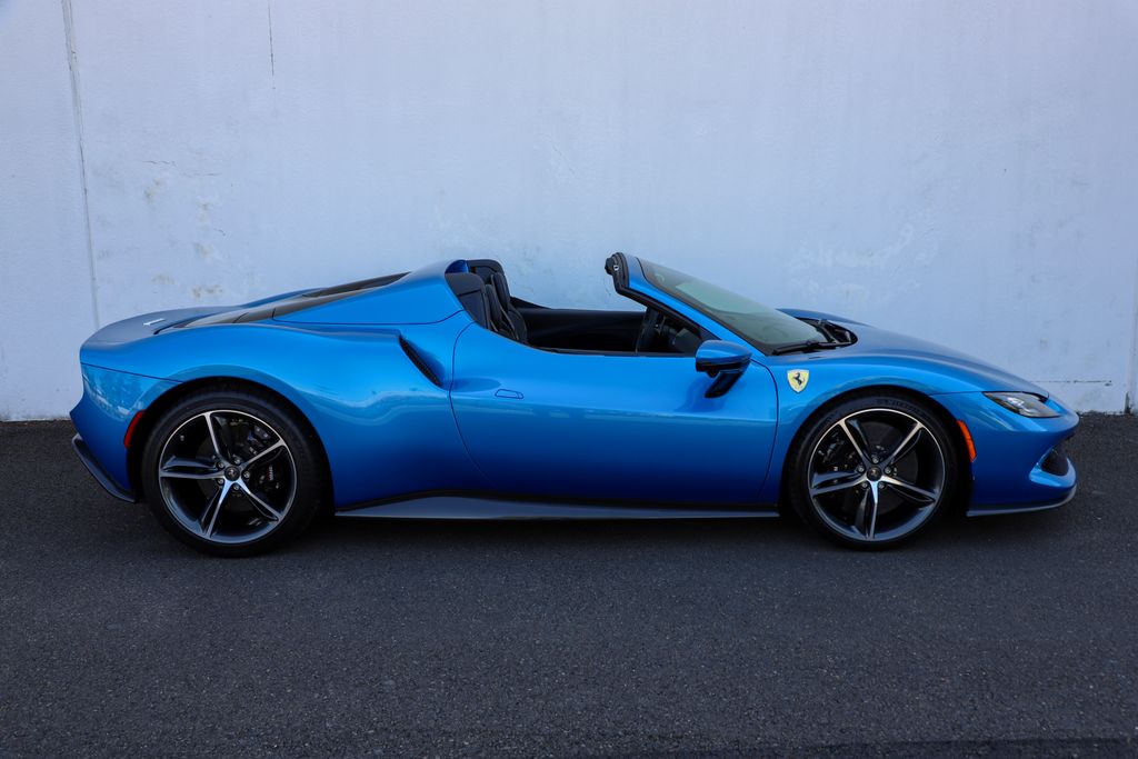 2024 Ferrari 296 GTS photo 5