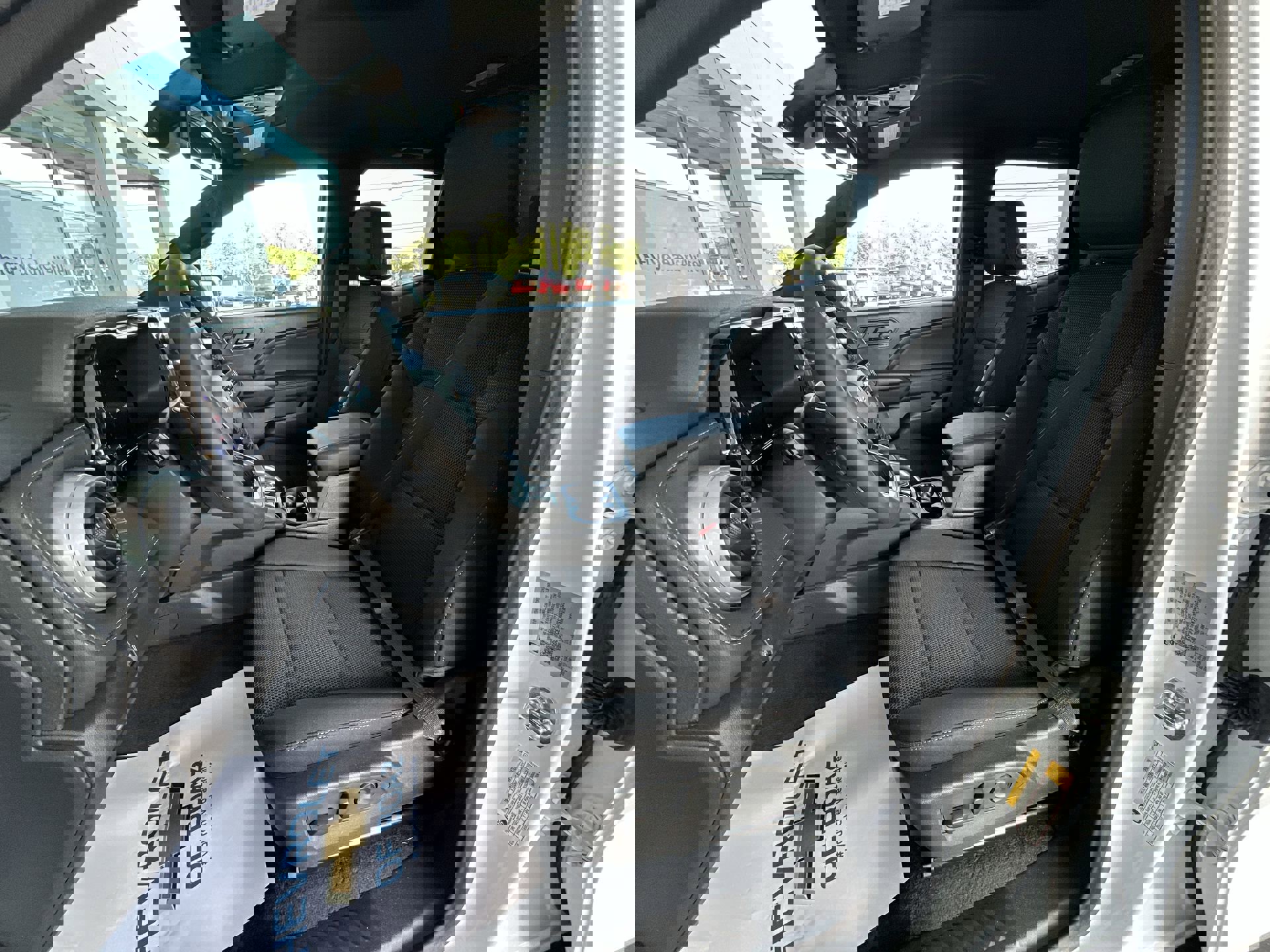 2025 Chevrolet Colorado Work Truck LT photo 17