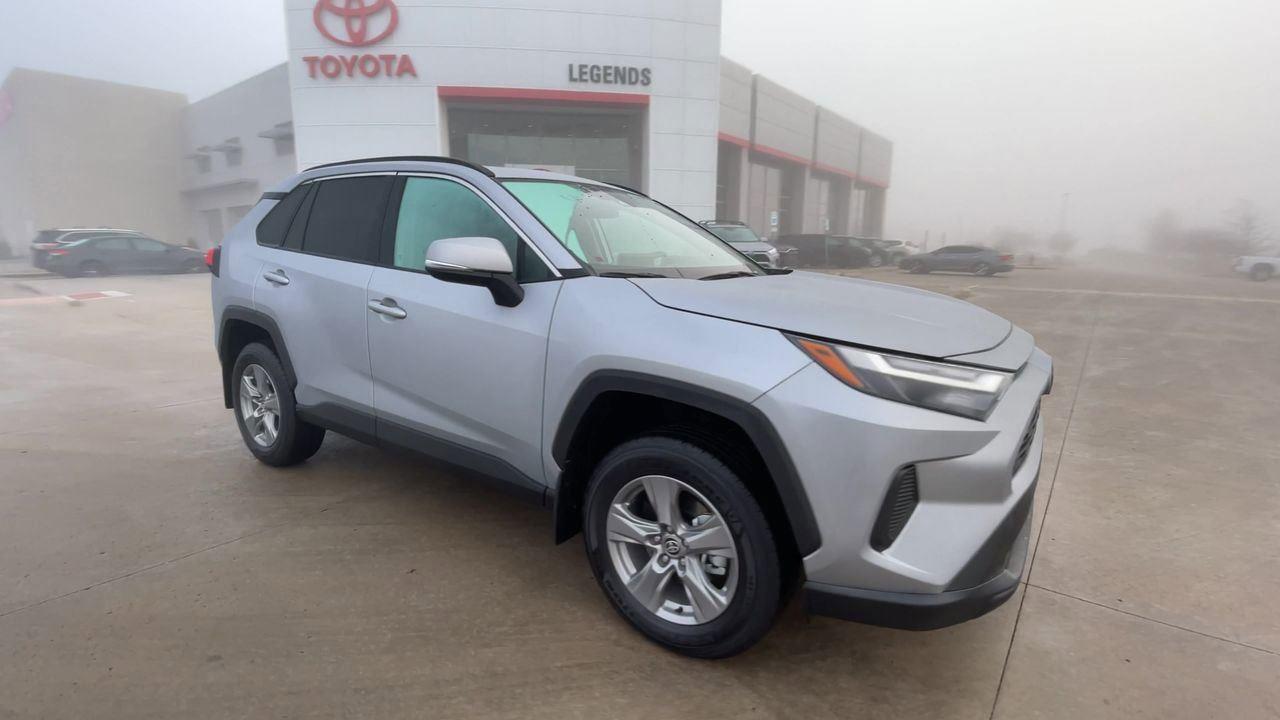 Used 2025 Toyota RAV4 XLE with VIN 2T3P1RFV8SW599568 for sale in Kansas City