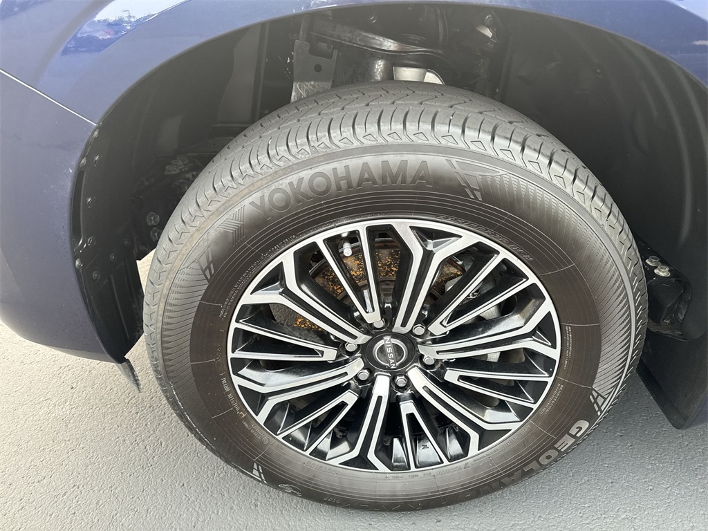 2025 Nissan Armada Platinum photo 10