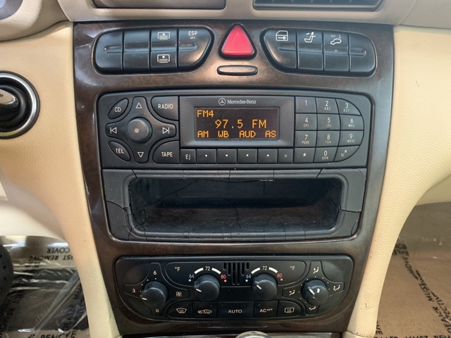 2004 Chevrolet Silverado 2500HD LT photo 8