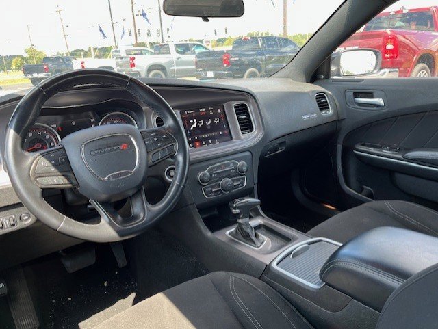 2023 Dodge Charger SXT photo 32