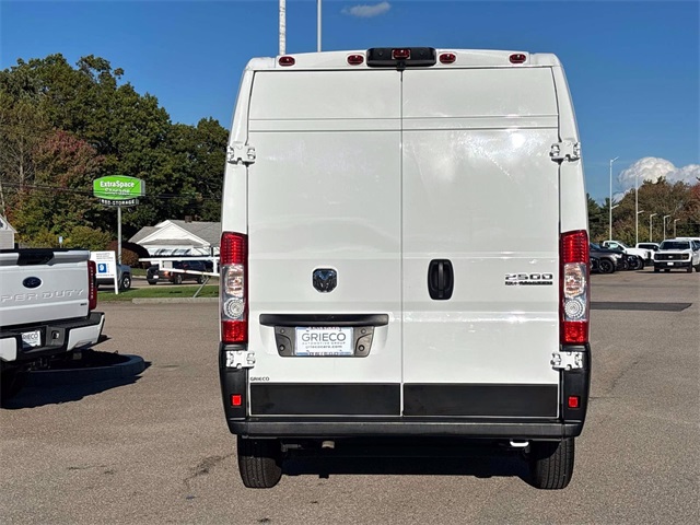 2023 Ram ProMaster 2500 photo 4
