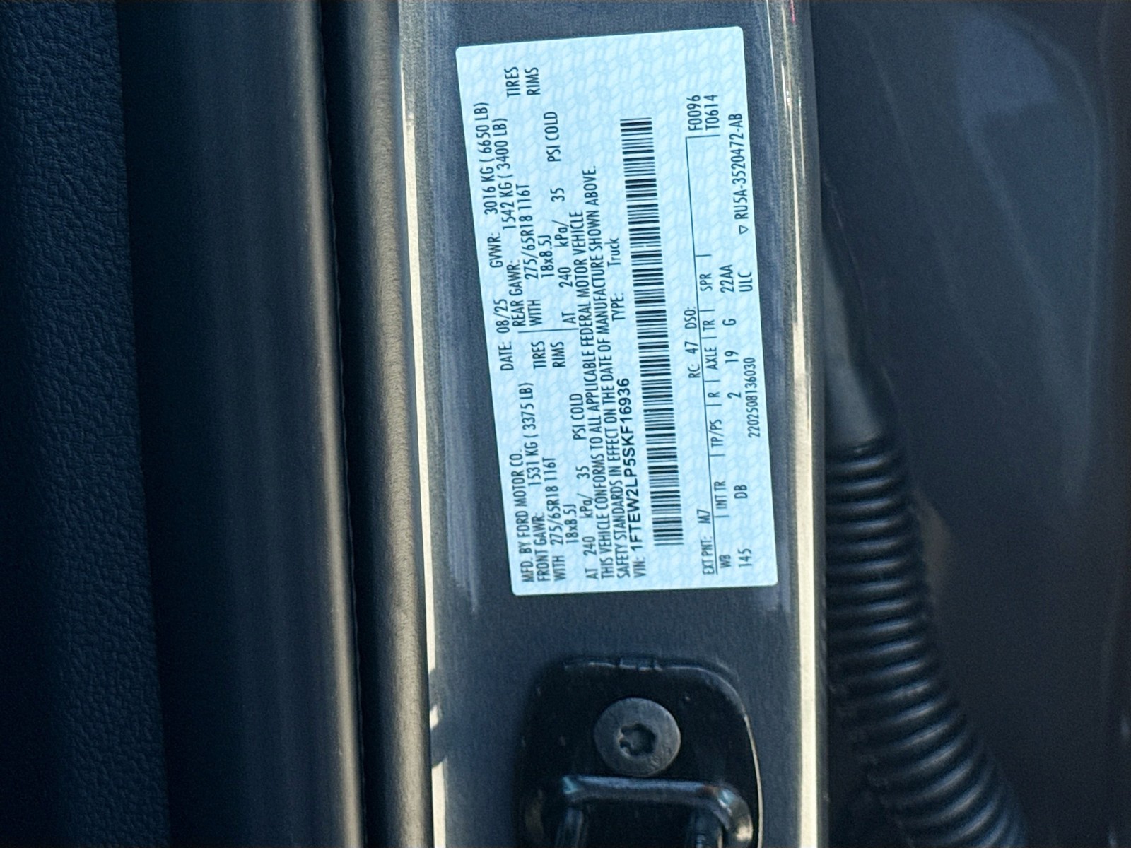 2025 Ford F-150 STX photo 28
