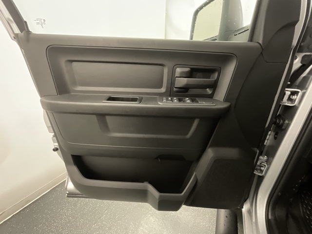 2026 Ram 2500 Tradesman photo 9