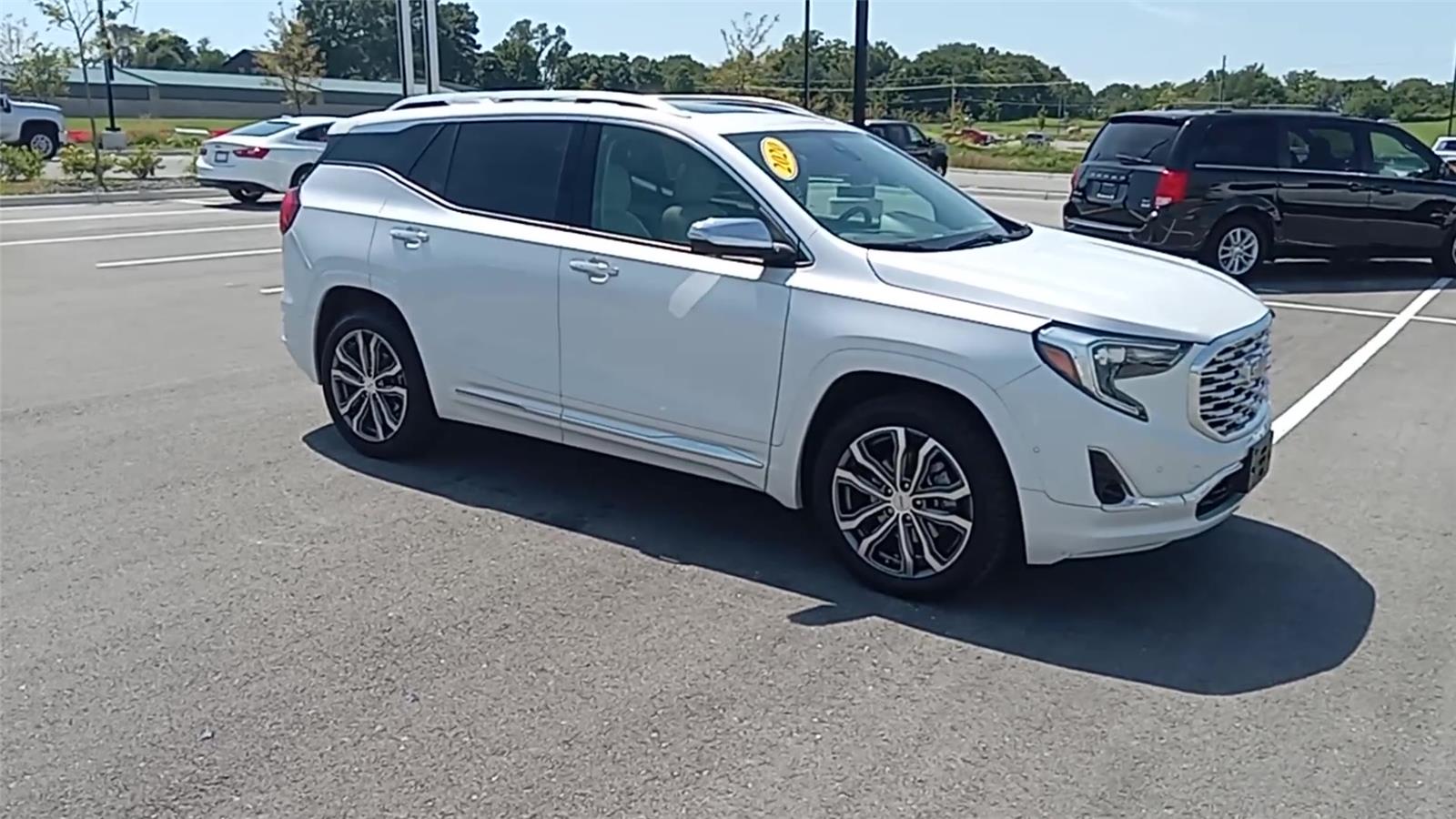 Used 2020 GMC Terrain Denali with VIN 3GKALXEXXLL185096 for sale in Kansas City