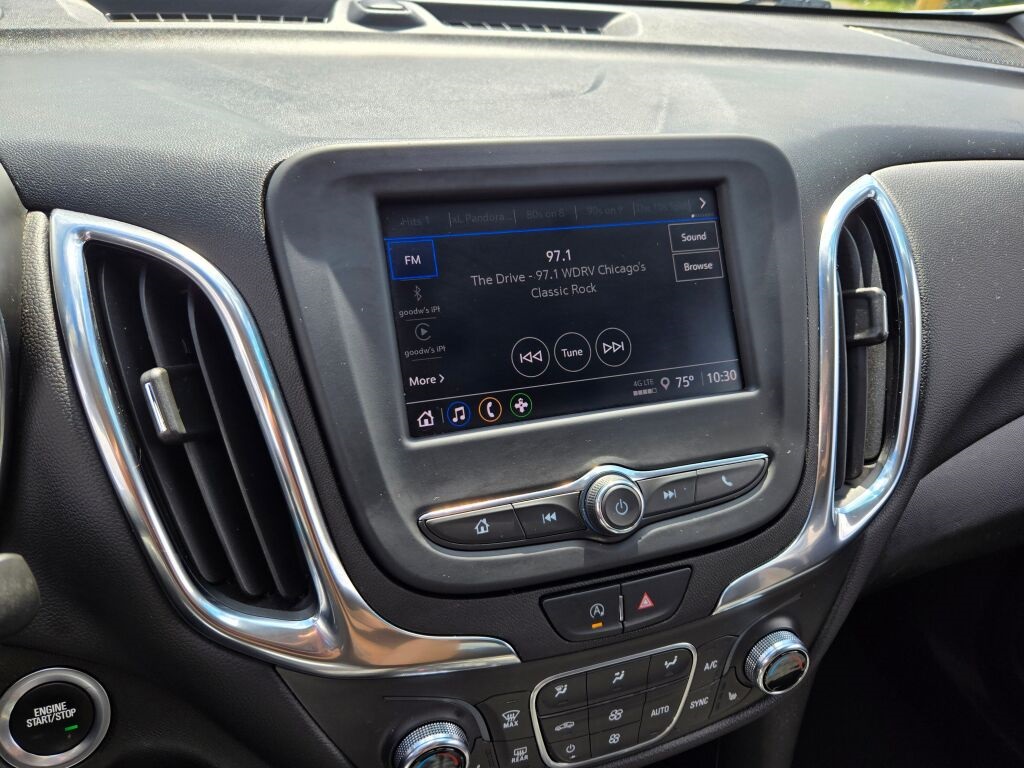 2022 Chevrolet Equinox LT photo 22