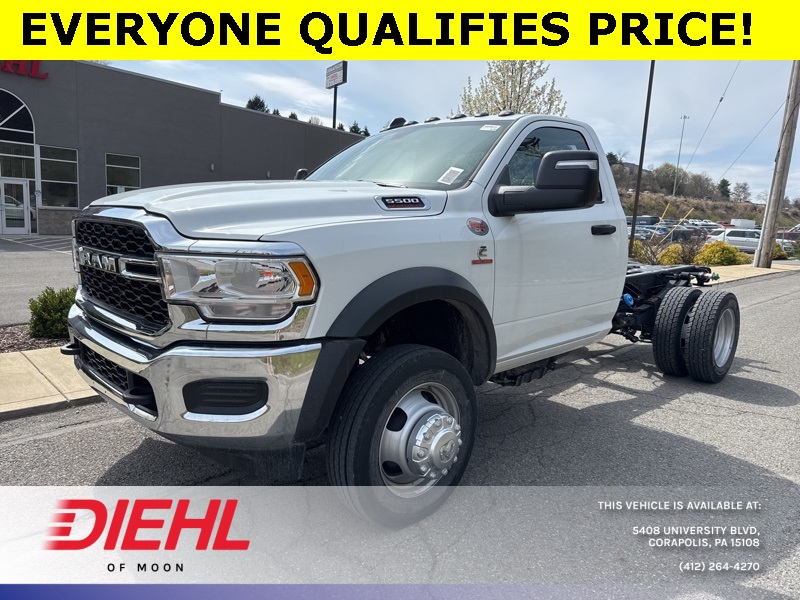2024 Ram 5500 Tradesman photo 3