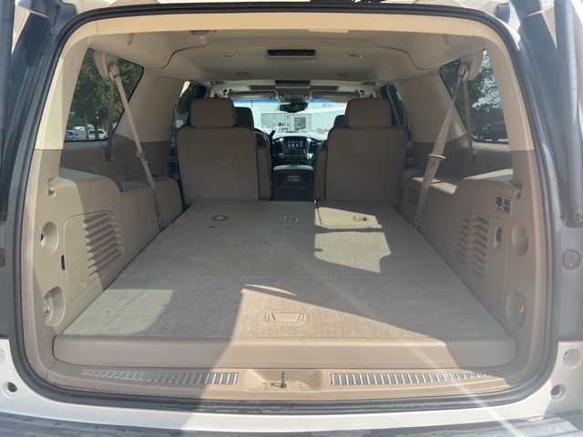 2016 Chevrolet Suburban LTZ photo 33