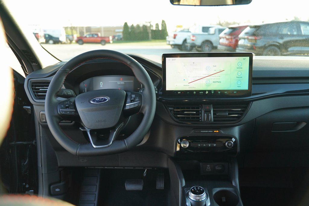2025 Ford Escape ST-Line photo 12