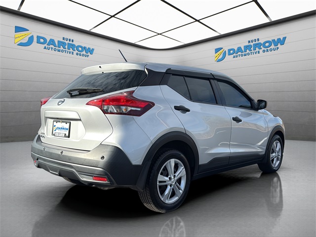 2020 Nissan Kicks S photo 3